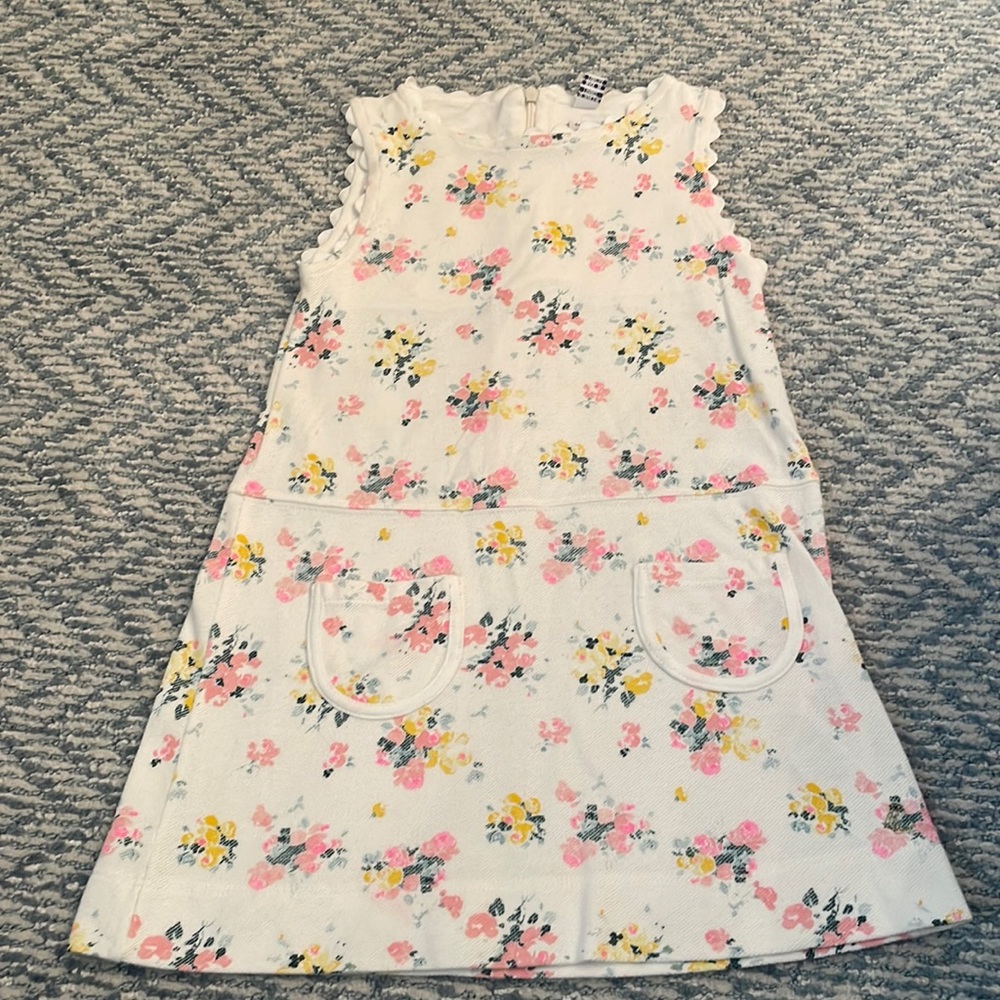 Petite Bateau girls size 5 floral cotton pique dress. Zipper closure in back.